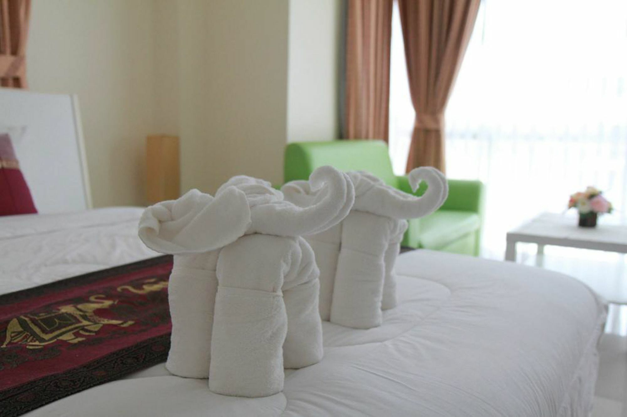 Family Guesthouse Rawai ภายนอก รูปภาพ